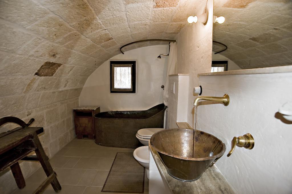 Masseria Spina Resort Монополи Номер фото